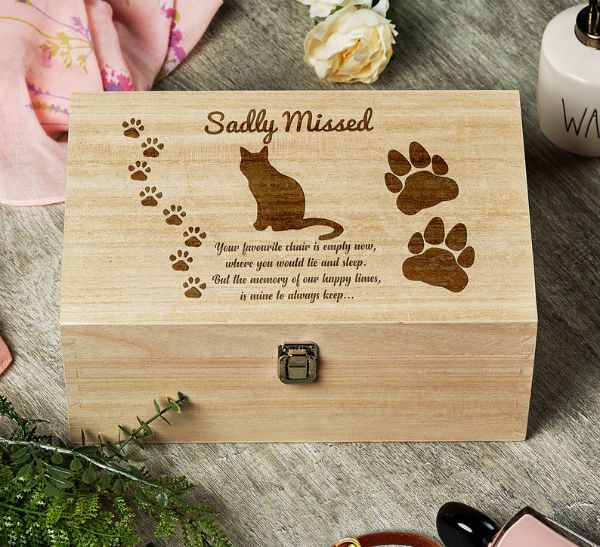 17 Cat Memory Boxes to Treasure Your Feline’s Legacy