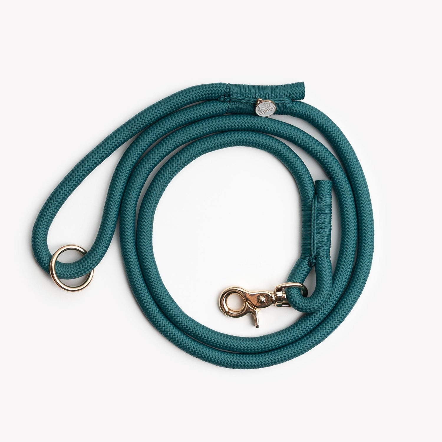 Durable dog leash for everyday walks – stylish and comfortable design